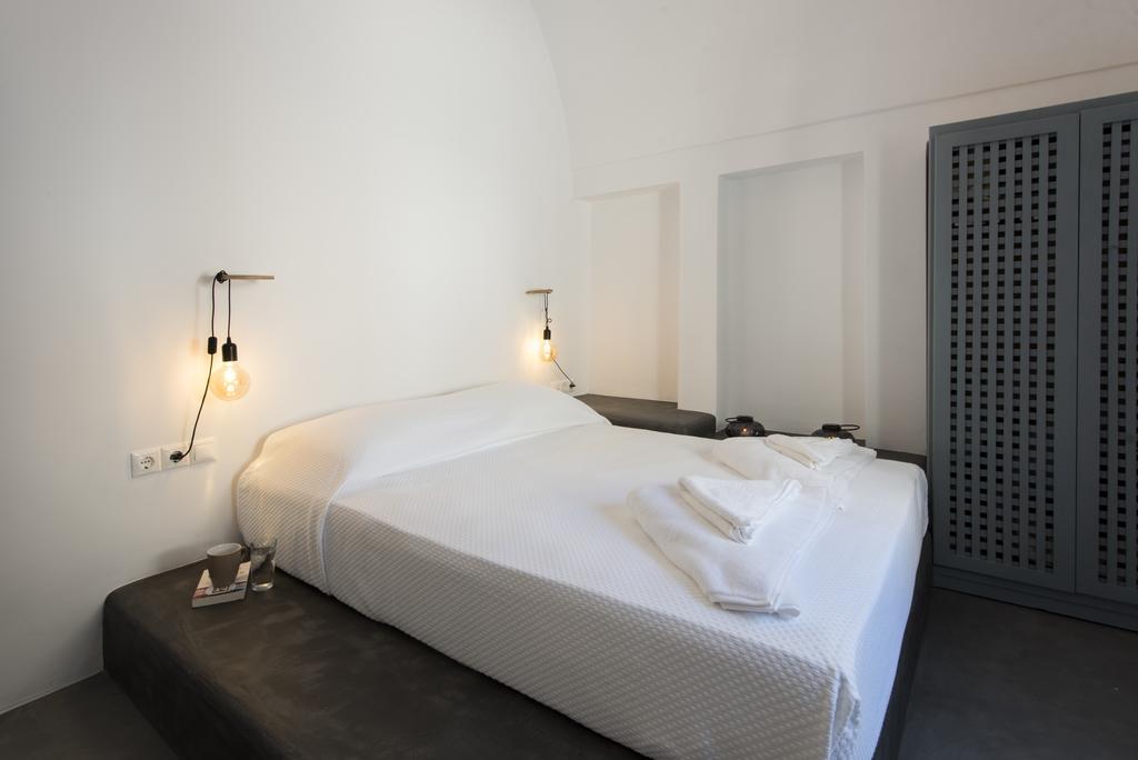 Onirondas Villas Fira  Extérieur photo