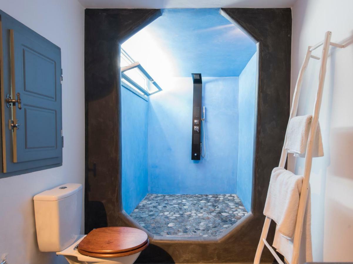 Onirondas Villas Fira  Extérieur photo