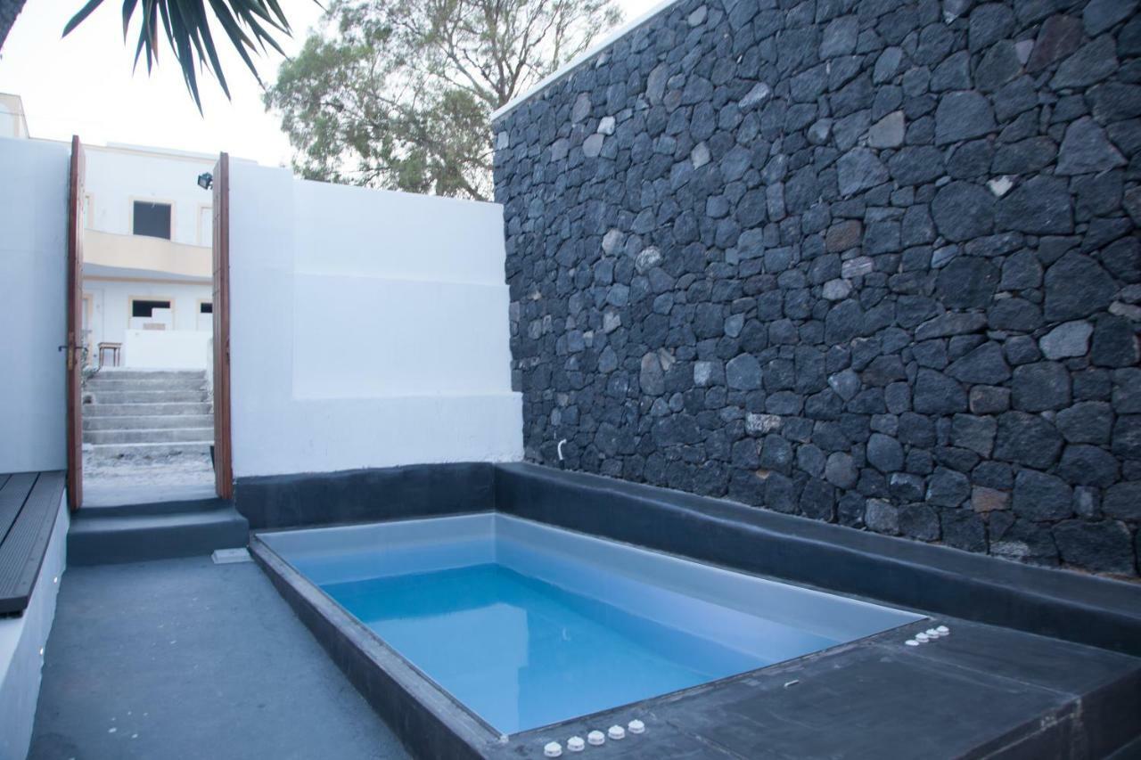 Onirondas Villas Fira  Extérieur photo