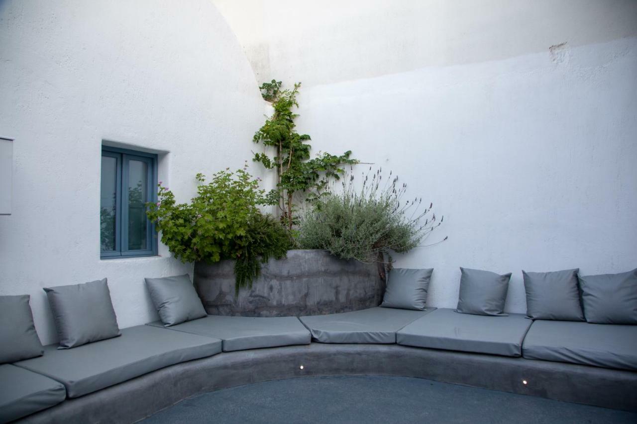 Onirondas Villas Fira  Extérieur photo